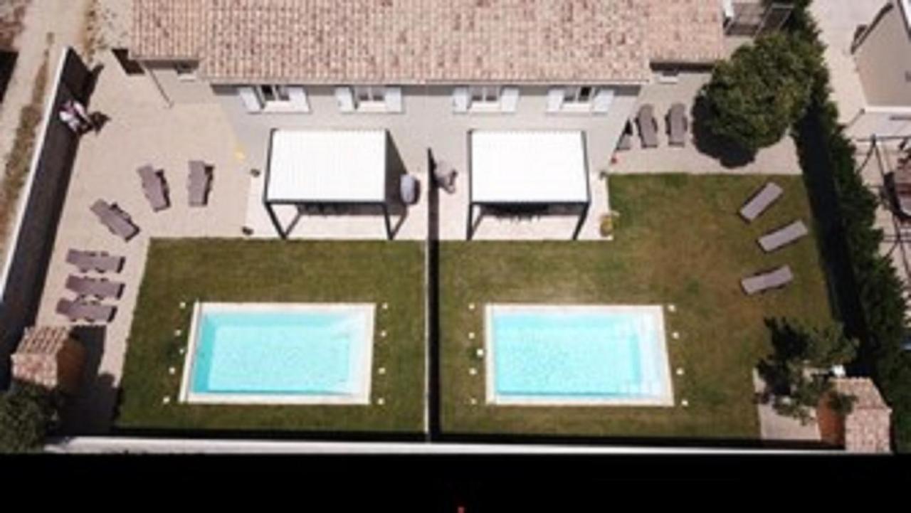 Gite La Joliette Et Le Chesnaie Grillon Exteriör bild